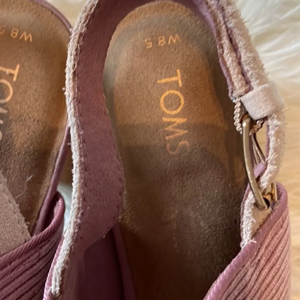 Toms Poppy Mauve Corduroy Sandals